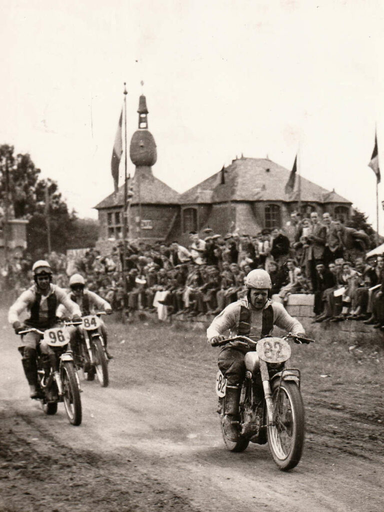 Motocross des Nations 1951 - 82 Guilly, 96 Leloup et 84 Nic Jansen